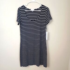 Calvin Klein size 8 stripes t-shirt dress mid length lightweight black white